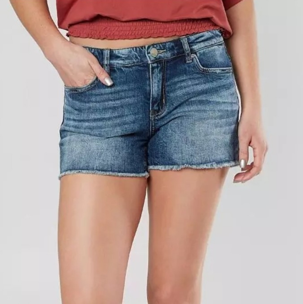 Buckle BKE Payton stretch cut off shorts